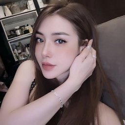 Tác giả Thùy Trang